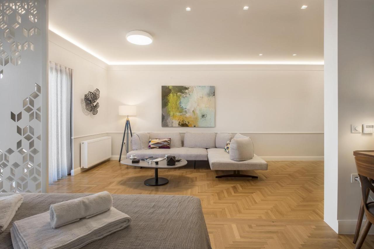 Chic Central Athens Apartment At Mavilli Sq. Zewnętrze zdjęcie